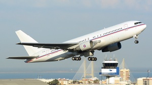 Photo of JY-JAL - Boeing 767-204(ER) operated by Jordan Aviation