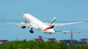 Photo of A6-EGD - Boeing 777-31H(ER) operated by Emirates