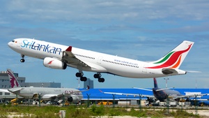 Photo of 4R-ALO - Airbus A330-343 operated by SriLankan Airlines