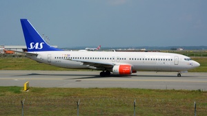 Photo of LN-RCX - Boeing 737-883 operated by SAS Scandinavian Airlines