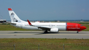 Photo of LN-DYA - Boeing 737-8JP operated by Norwegian Air Shuttle