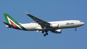 Photo of EI-EJM - Airbus A330-202 operated by Alitalia