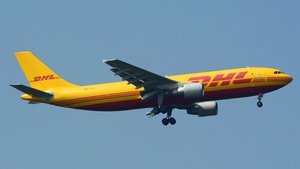Photo of D-AEAH - Airbus A300B4-622R(F) operated by European Air Transport