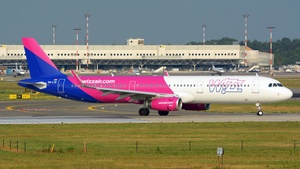 Photo of HA-LTE - Airbus A321-231 operated by Wizz Air