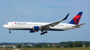 Photo of N193DN - Boeing 767-332(ER) operated by Delta Air Lines