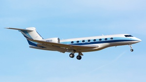 Photo of N8833 - Gulfstream G650 operated by Private