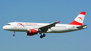Photo of OE-LXD - Airbus A320-216 operated by Austrian Airlines