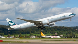 Photo of B-KQW - Boeing 777-367(ER) operated by Cathay Pacific Airways