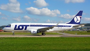 Photo of SP-LIN - Embraer ERJ-175LR operated by LOT Polish Airlines