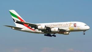Photo of A6-EUA - Airbus A380-861 operated by Emirates