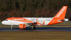 Photo of G-EZDW - Airbus A319-111 operated by easyJet