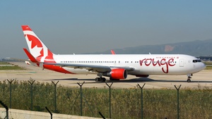 Photo of C-GHPN - Boeing 767-33A(ER) operated by Air Canada Rouge