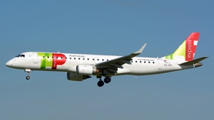 Photo of CS-TPV - Embraer ERJ-190LR operated by TAP Express (opb Portugália Airlines)