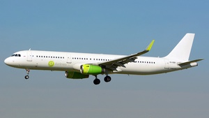 Photo of VQ-BDB - Airbus A321-231 operated by S7 Airlines