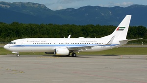 Photo of A6-MRS - Boeing 737-8E0(BBJ2) operated by Dubai Royal Air Wing