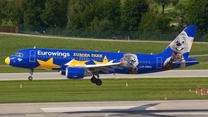 Photo of D-ABDQ - Airbus A320-214 operated by Eurowings