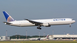 Photo of N59053 - Boeing 767-424(ER) operated by United Airlines