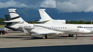 Photo of G-FLXS - Dassault Falcon 2000LX operated by TAG Aviation UK