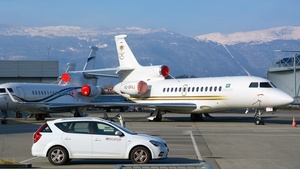 Photo of HZ-SPAJ - Dassault Falcon 7X operated by Saudi Private Aviation