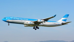 Photo of LV-CSF - Airbus A340-313 operated by Aerolíneas Argentinas