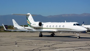 Photo of N407NS - Gulfstream GIV-SP operated by NAS National Air Services
