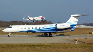 Photo of N607CV - Gulfstream GV-SP (G550) operated by Medtronic