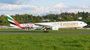 Photo of A6-EPS - Boeing 777-31H(ER) operated by Emirates