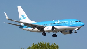 Photo of PH-BGL - Boeing 737-7K2 operated by KLM Royal Dutch Airlines