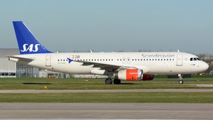 Photo of OY-KAW - Airbus A320-232 operated by SAS Scandinavian Airlines