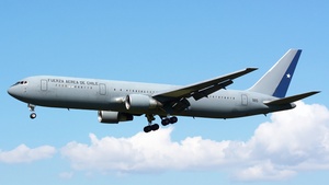 Photo of 985 - Boeing 767-3Y0(ER) operated by Chilean Air Force