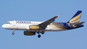 Photo of AP-BLM - Airbus A320-232 operated by Shaheen Air