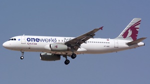 Photo of A7-AHO - Airbus A320-232 operated by Qatar Airways