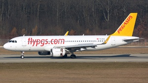 Photo of TC-DCE - Airbus A320-214 operated by Pegasus Airlines