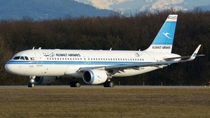 Photo of 9K-AKH - Airbus A320-214 operated by Kuwait Airways