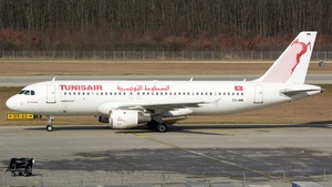 Photo of TS-IMM - Airbus A320-211 operated by Tunisair