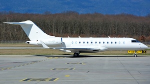 Photo of OY-VIZ - Bombardier Global 5000 operated by ExecuJet Scandinavia