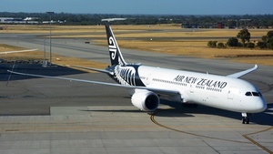 Photo of ZK-NZF - Boeing 787-9 Dreamliner operated by Air New Zealand