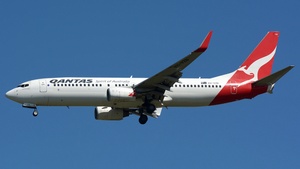 Photo of VH-VZB - Boeing 737-838 operated by Qantas