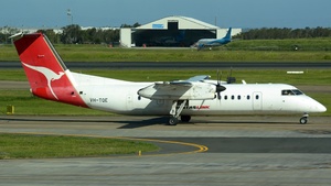 Photo of VH-TQE - Bombardier DHC-8-315 Dash 8 Q300 operated by QantasLink (opb Eastern Australia Airlines)