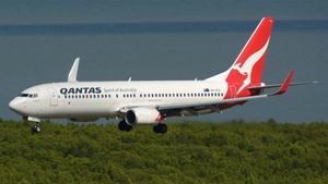 Photo of VH-VZX - Boeing 737-838 operated by Qantas