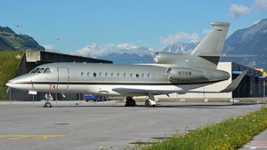 Photo of N111SW - Dassault Falcon 900EX operated by Presidential Aviation