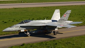 Photo of J-5008 - McDonnell Douglas F/A-18C Hornet operated by Swiss Air Force