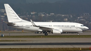 Photo of M-URUS - Boeing 737-7GC(BBJ) operated by Global Jet Luxembourg