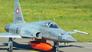 Photo of J-3033 - Northrop F-5E Tiger II operated by Swiss Air Force