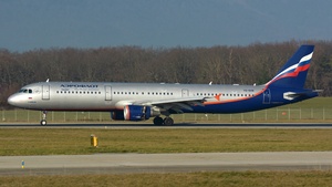 Photo of VQ-BHM - Airbus A321-211 operated by Aeroflot