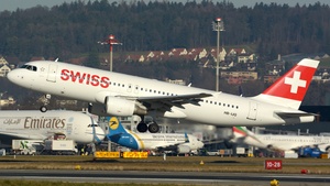 Photo of HB-IJQ - Airbus A320-214 operated by Swiss International Air Lines
