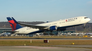 Photo of N172DN - Boeing 767-332(ER) operated by Delta Air Lines