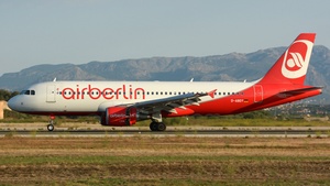 Photo of D-ABDY - Airbus A320-214 operated by Air Berlin