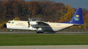 Photo of HZ-128 - Lockheed L-100-30 Hercules operated by Saudi Royal Flight