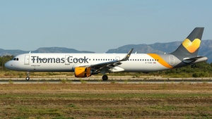 Photo of G-TCDG - Airbus A321-211 operated by Thomas Cook Airlines